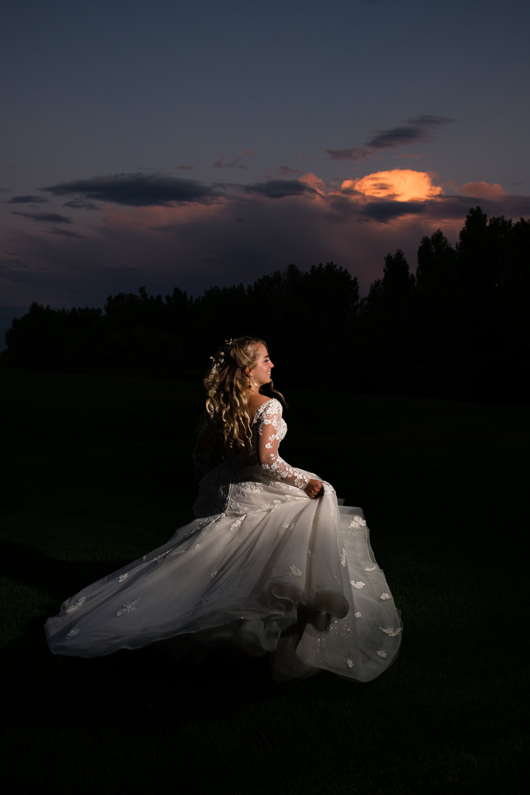 littleton wedding photographers-sunset bride picture