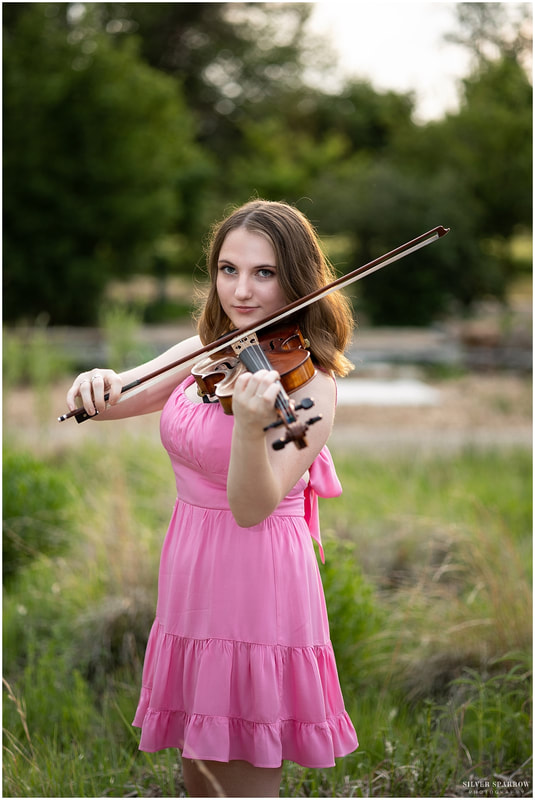 high school senior photographers - violinist